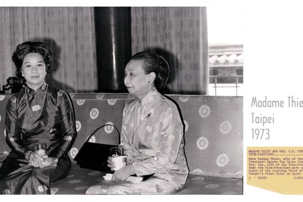 1973-madame-nguyen-van-thieu---taipei-taiwan-hotel_12928978524_o