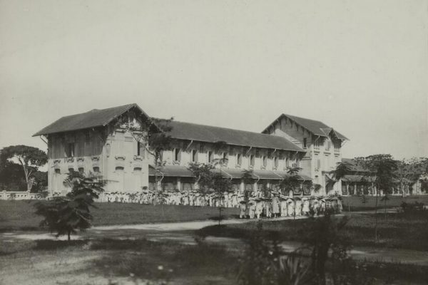 hue-1920-1929---college-dong-khanh_35226064113_o