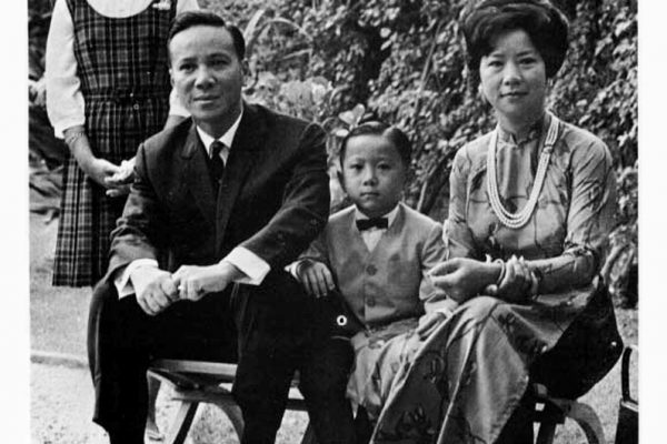 president-nguyen-van-thieus-family_4874750210_o