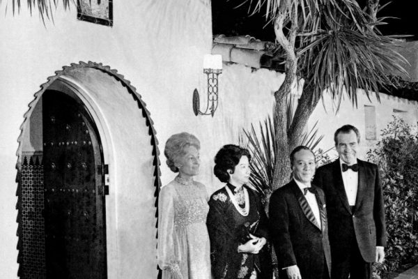 For sale: Nixons Western White House for $75 million
https://www.washingtonpost.com/news/morning-mix/wp/2015/04/03/for-sale-nixons-california-western-white-house-75-million/