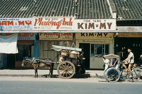 Saigon Street Scene

    Vietnam January 01, 1960 Harvey Meston

A view of shops on a street in Saigon , Vietnam, circa 1960