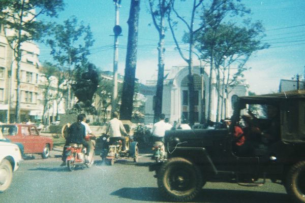 saigon-1969---lam-son-square_6889401341_o