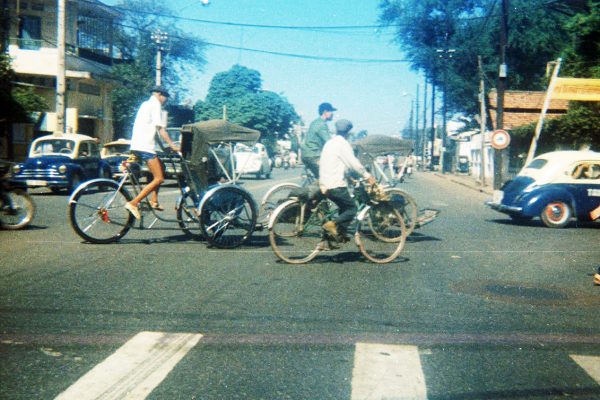 saigon-1969---ng-cng-l---ng-t-cng-l-yn-_8259716889_o