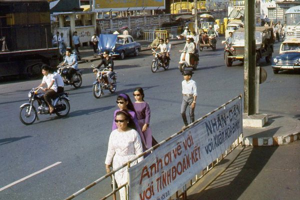 saigon---tran-hung-dao-blvd_14417769743_o