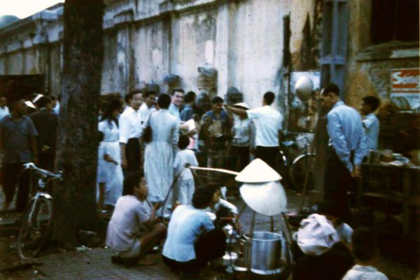 sg-saigon-street-scene-probably-spring-of-1965_4186876846_o