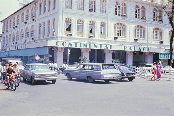 saigon-1969---continental-palace-hotel_17981990083_o