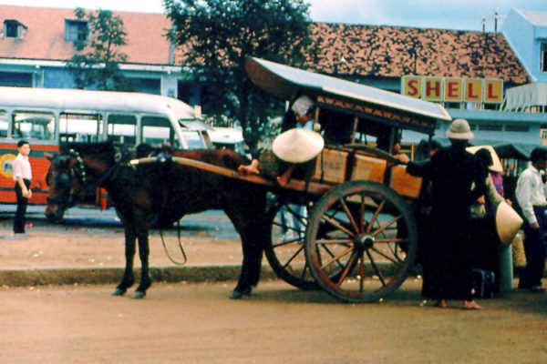 saigon-street-scene_4186866070_o