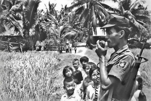 Trung Sĩ Nhứt Nguyễn Văn Danh thuộc Sư Đoàn 25 QLVNCH tại Long An.