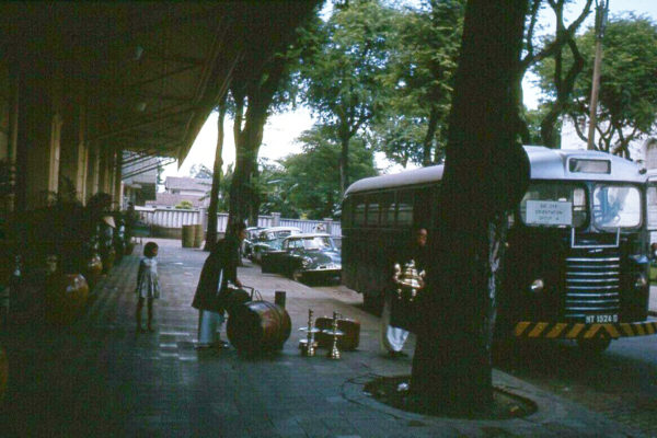 1962-saigon---bus-in-traffic_50124449377_o