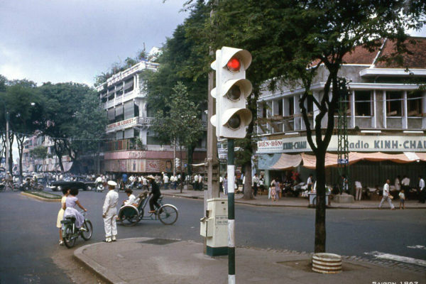 1962-saigon-street-scene---i-l-l-li_50123663133_o