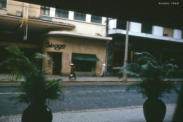 1962-saigon-street-scene---ng-t-do_50124440117_o