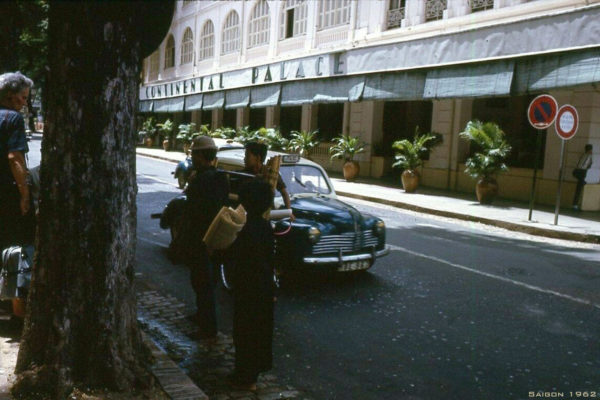 1962-saigon-street-scene---ng-t-do_50124440132_o