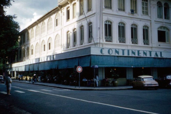 saigon-1961---continental-palace-hotel_35170730691_o