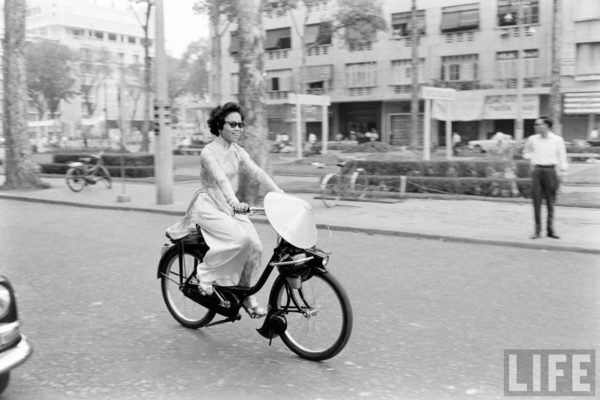 saigon-1961---le-loi-avenue_5385667195_o