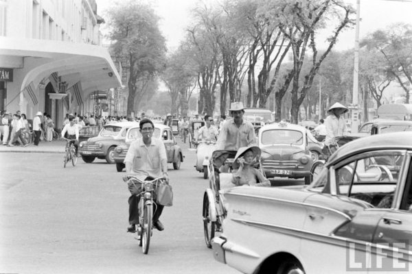 saigon-1961---le-loi-avenue_5386269700_o