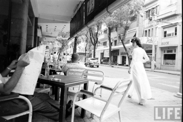 saigon-1961---tu-do-street_5385986949_o