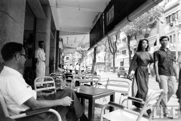 saigon-1961---tu-do-street_5386590024_o