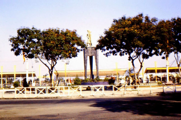 saigon-1963---photo-by-donald-pickett_49263131486_o