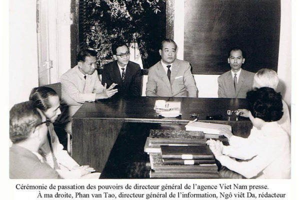saigon-1963---vietnam-presse-passation-de-pouvoir-truong-buu-khanh--ton-that-thien_page_10_14120948435_o